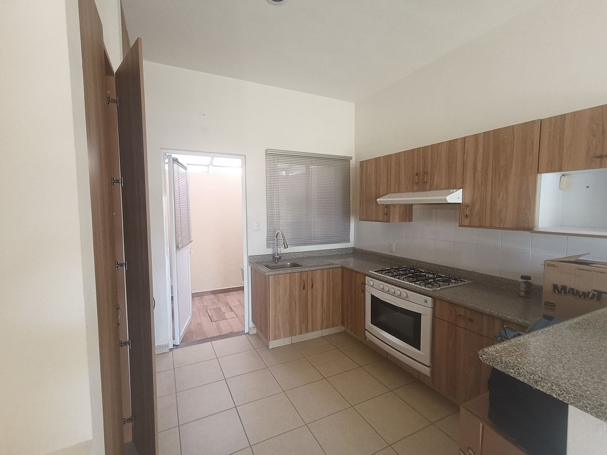 Casa en venta en Naranjos Juriquilla - foto 4
