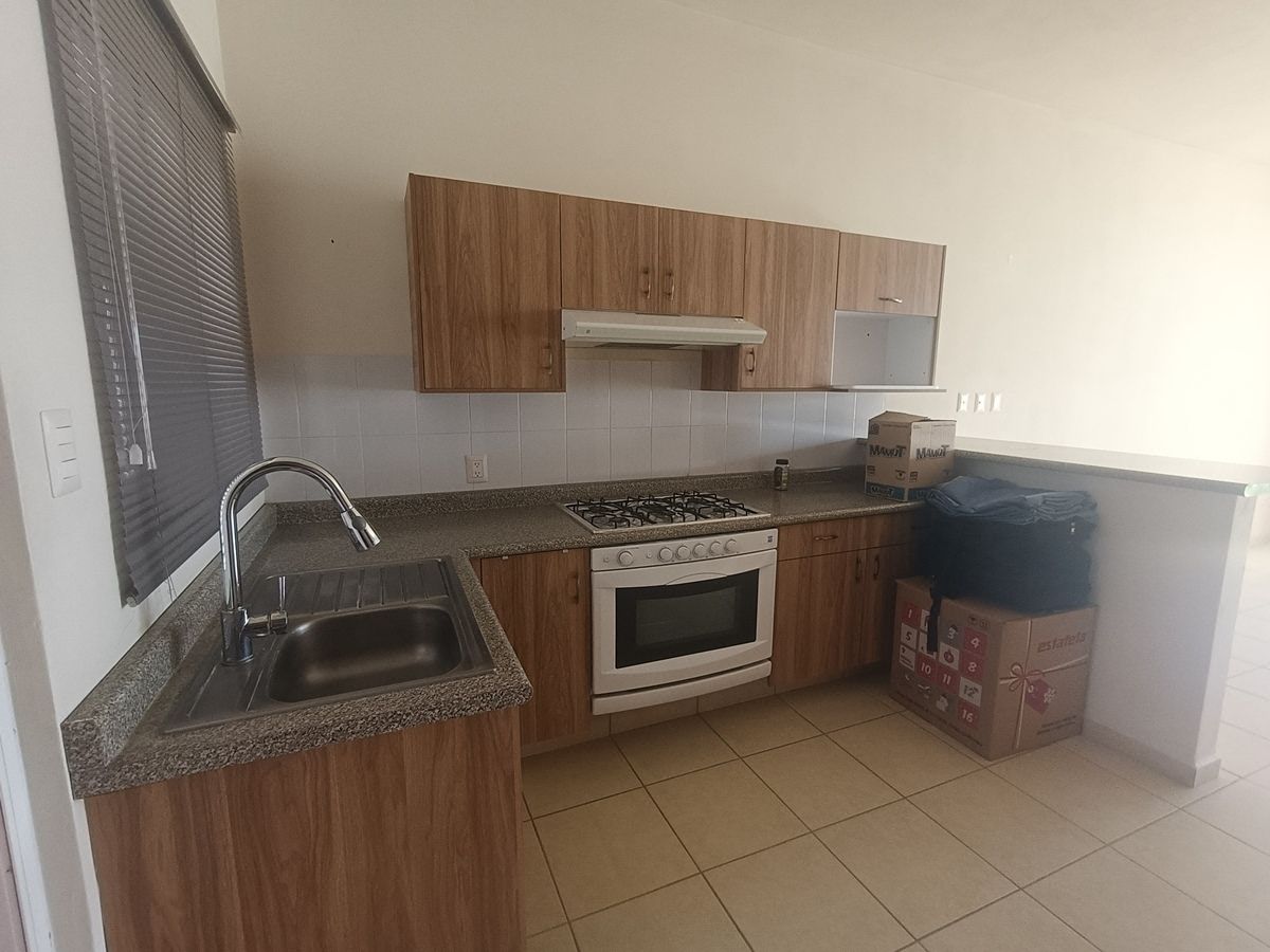 Casa en venta en Naranjos Juriquilla - foto 3