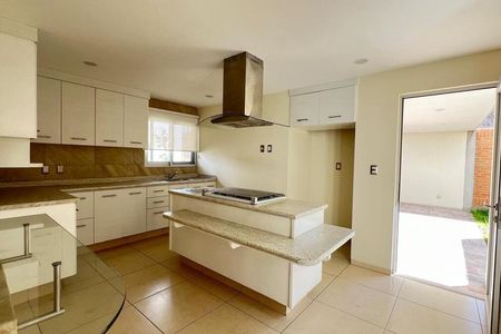 Casa para Alugar em La Vista com sala de jogos