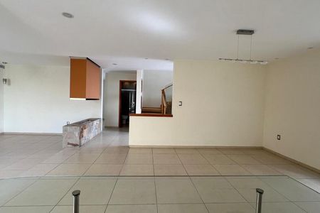 Casa para Alugar em La Vista com sala de jogos
