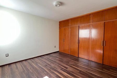 Casa para Alugar em La Vista com sala de jogos