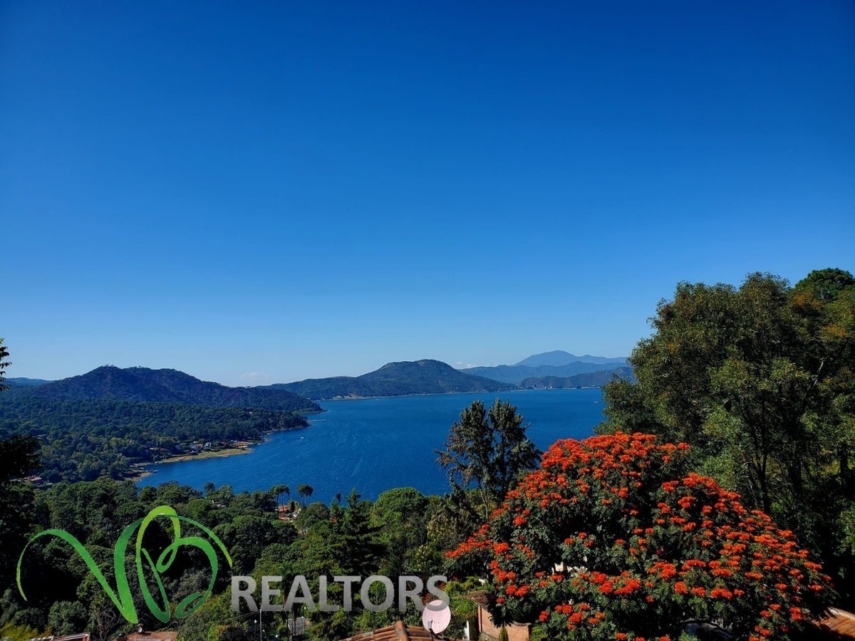 26 of 35: Vista Terraza