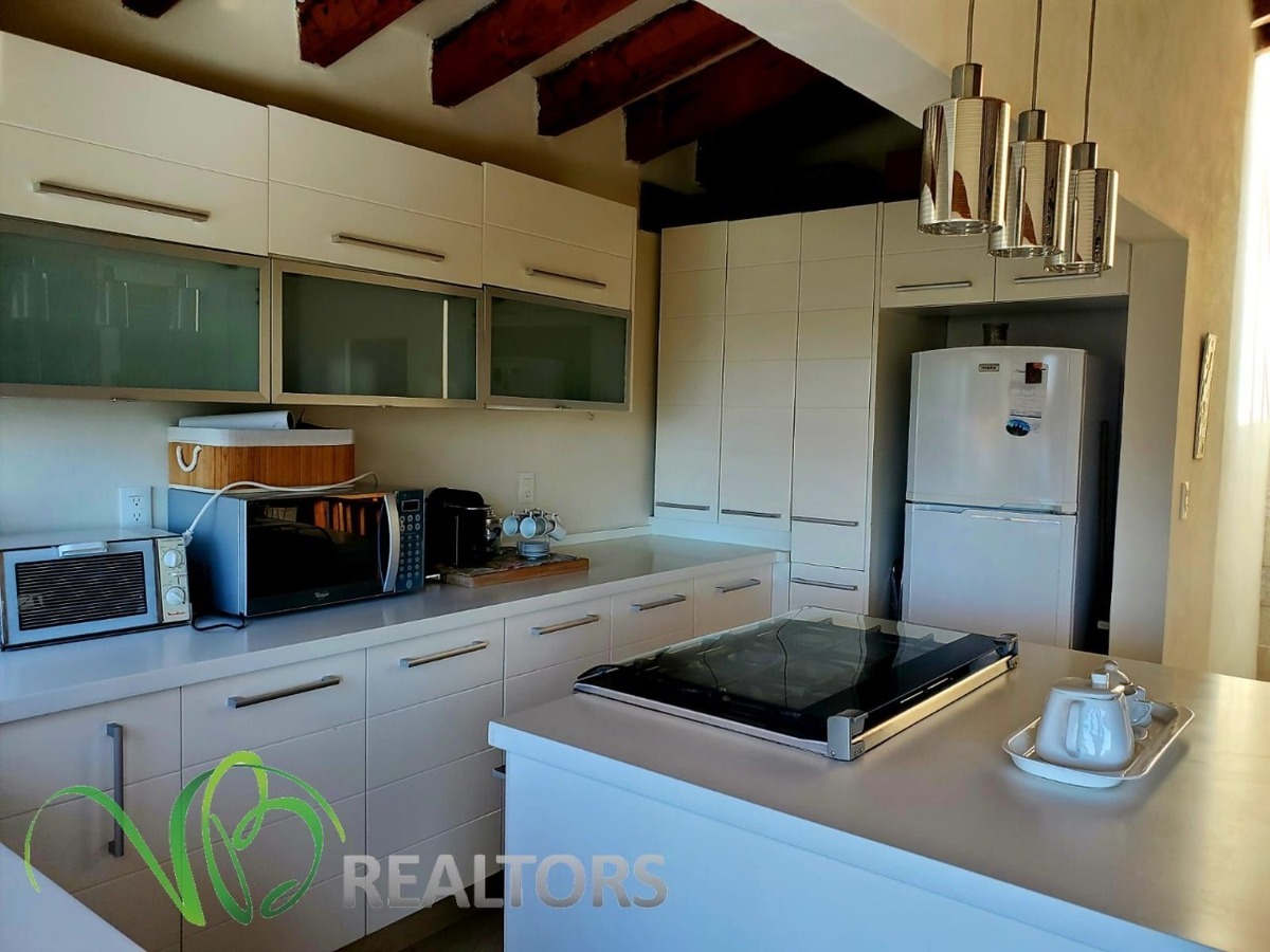 11 of 35: Whats: 55 1384 0469