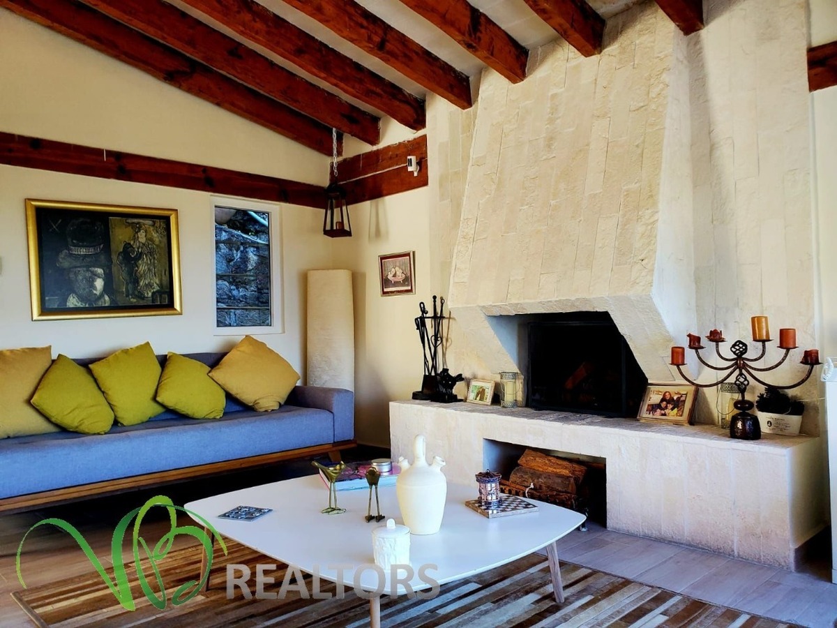 5 of 35: whats: 55 1384 0469