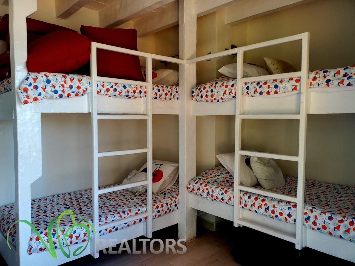 22 of 35: whats: 55 1384 0469