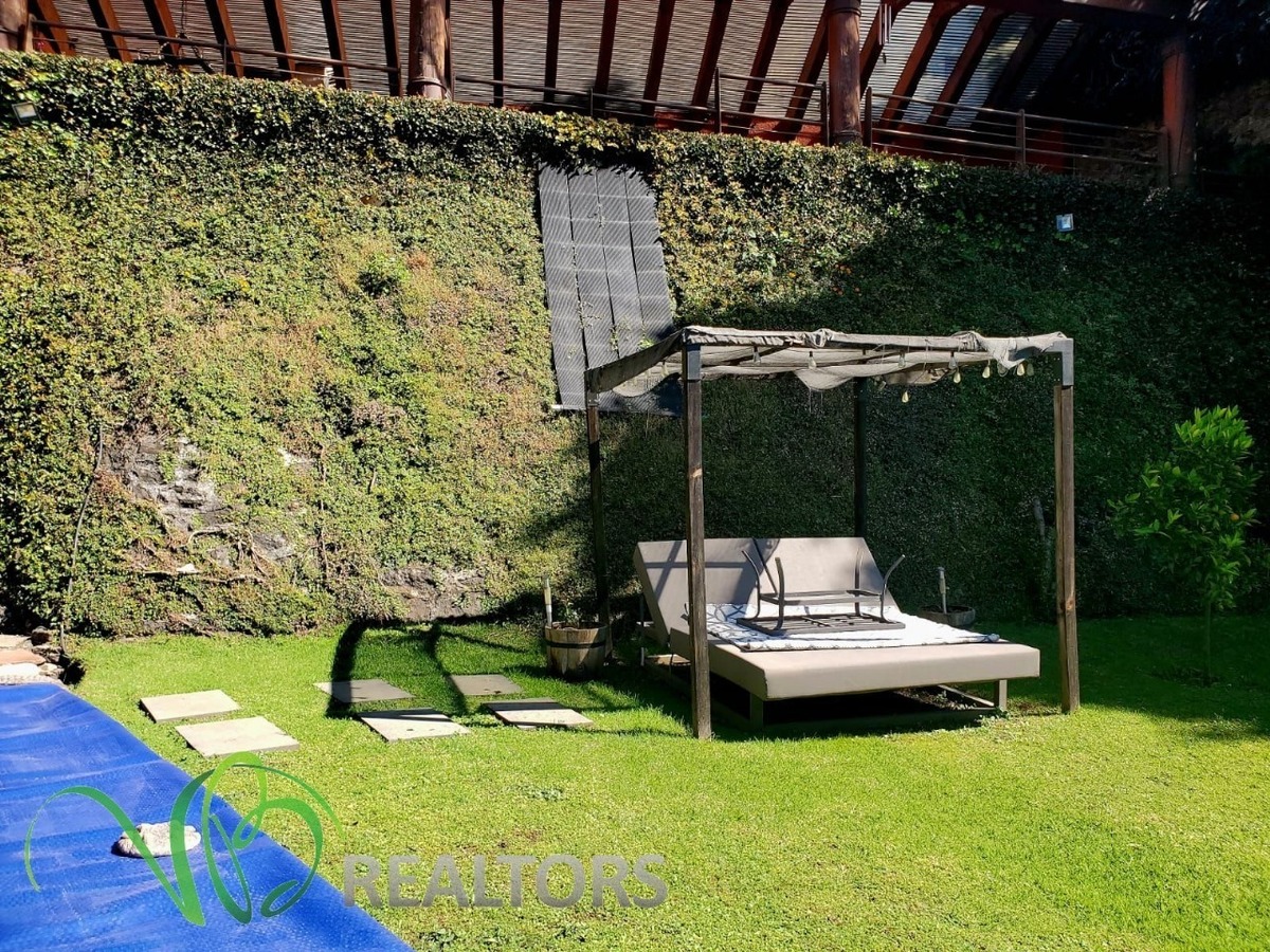 31 of 35: Whats: 55 1384 0469