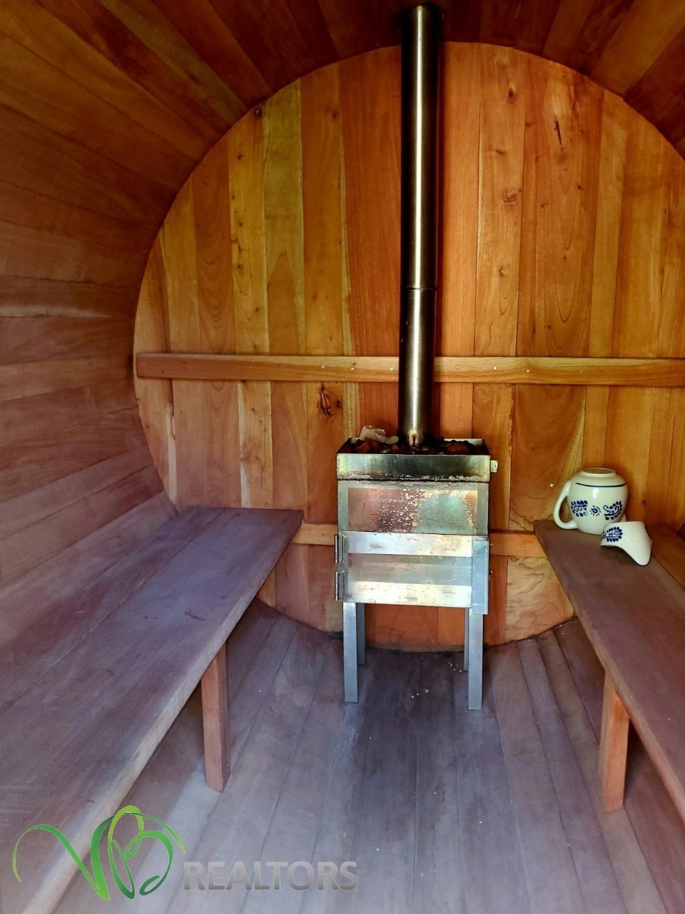 33 of 35: Whats: 55 1384 0469