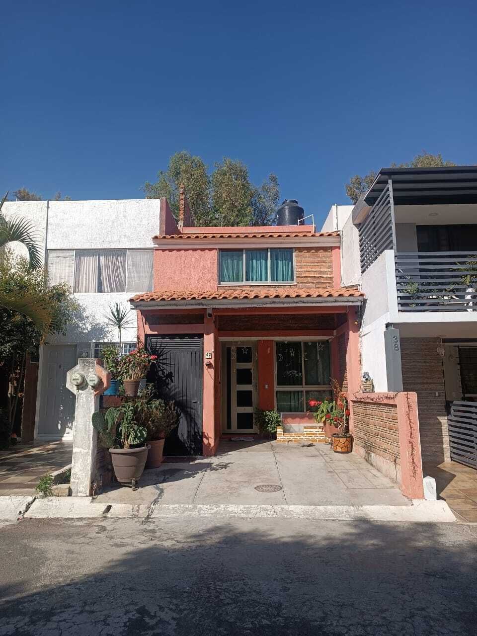 1 de 35: Fachada