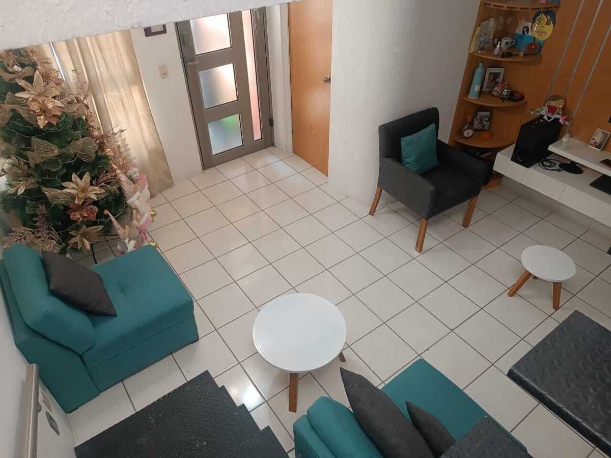 28 de 35: Entrada de planta baja