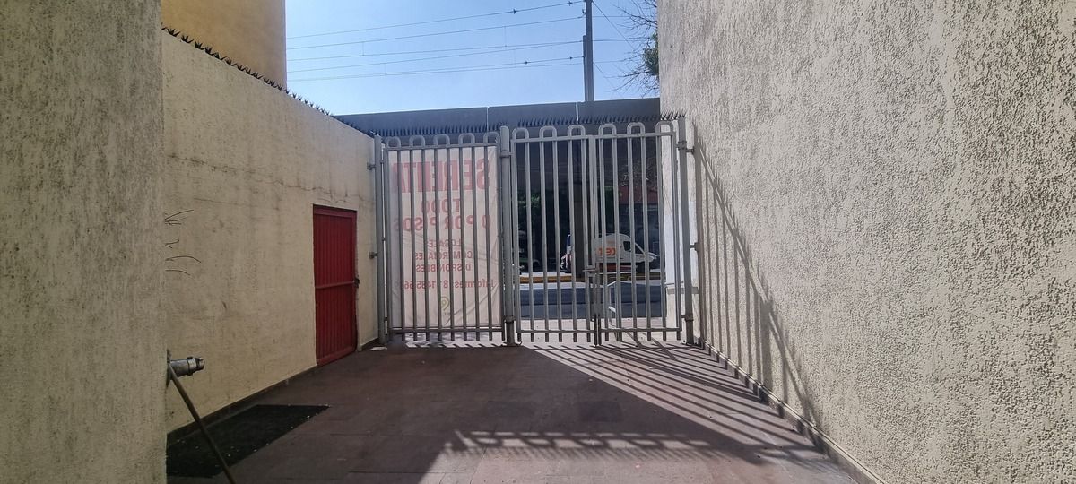 4 de 15