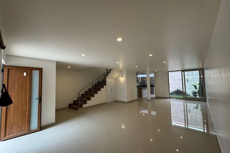 CASA EN RENTA EN TOLUCA, FUENTES DE SAN JOSE