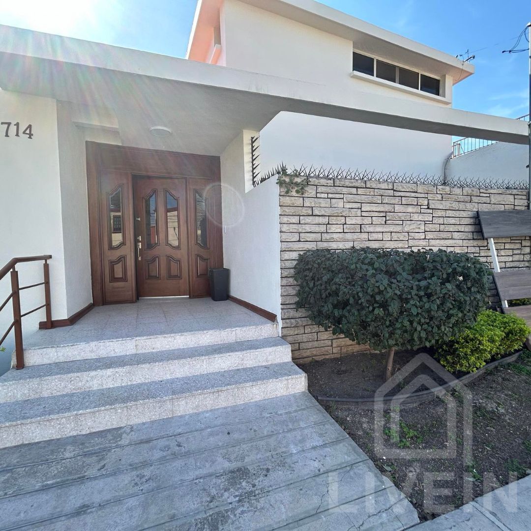 CASA PARA ALUGAR NO VISTA HERMOSA, foto 1 de 11