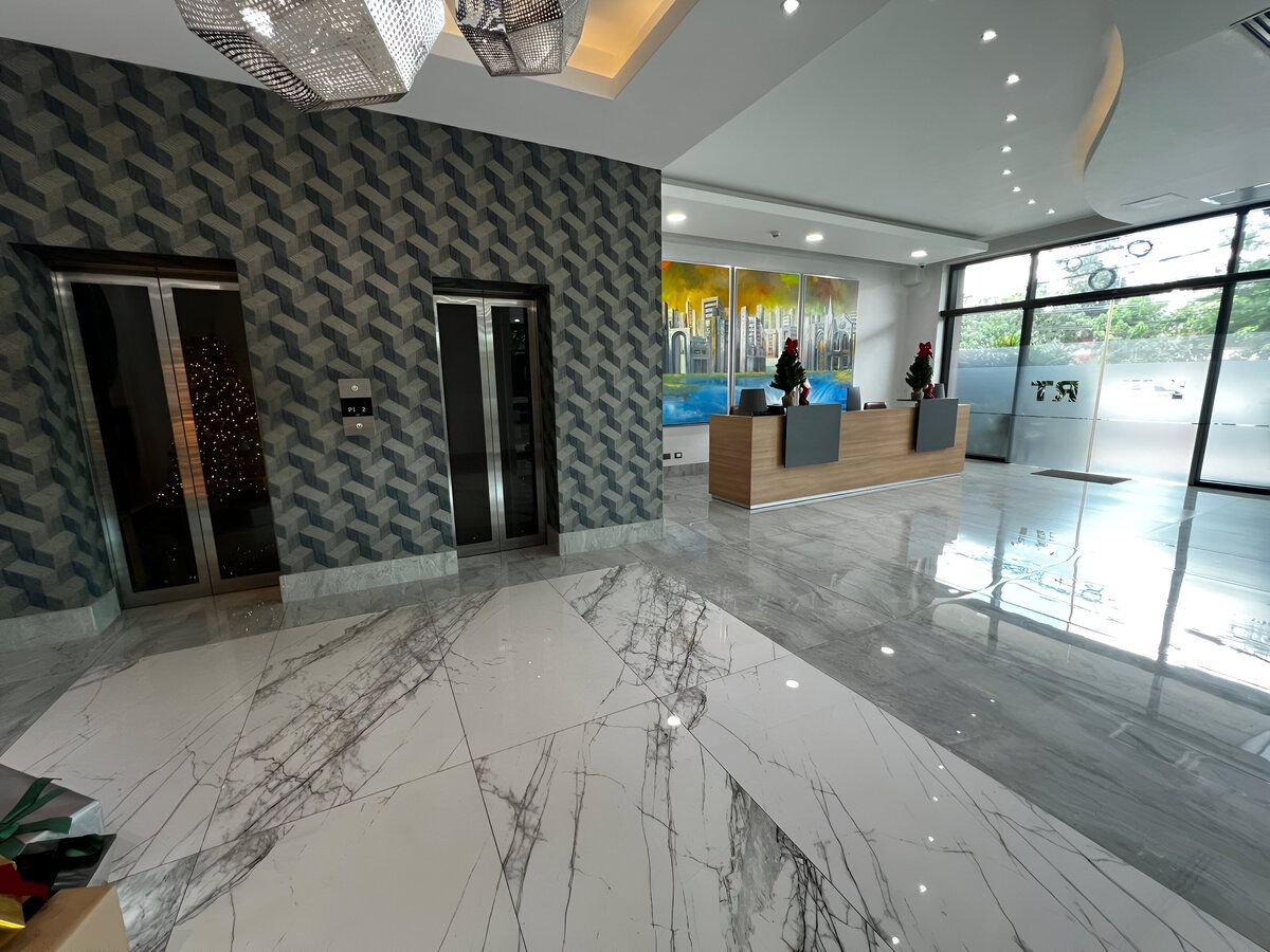 1 de 21: Lobby