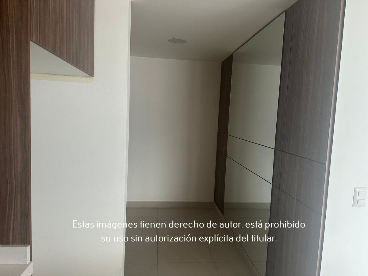 3 de 18
