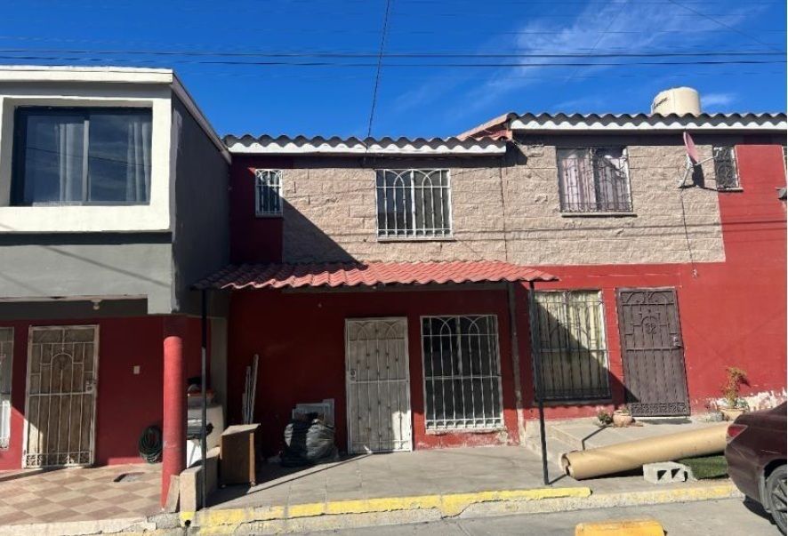 1 de 15: Fachada Principal