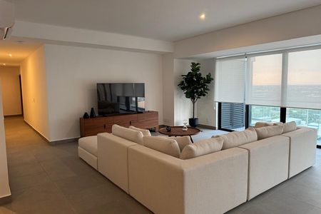 Departamento en  Venta o Renta  Vía Montejo