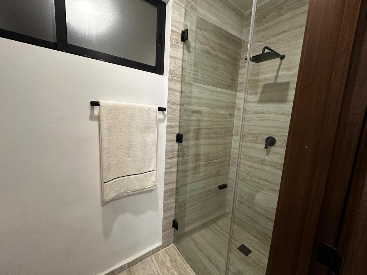 27 de 31: Regadera principal