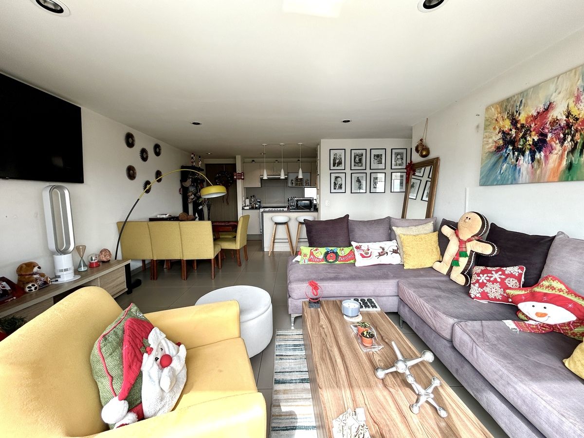 3 de 21: VIATA ESTANCIA DESDE BALCÓN