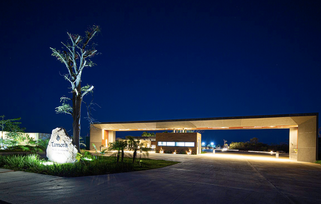 41 de 50: Pórtico de Acceso