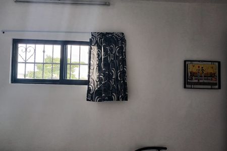 Studio on the upper floor for rent in Pensiones Merida
