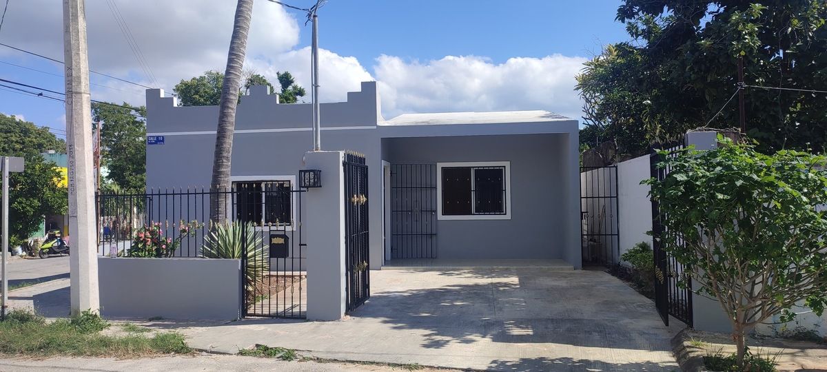 Renta: Oficina en Esquina Colonia Itzimna  112 m2