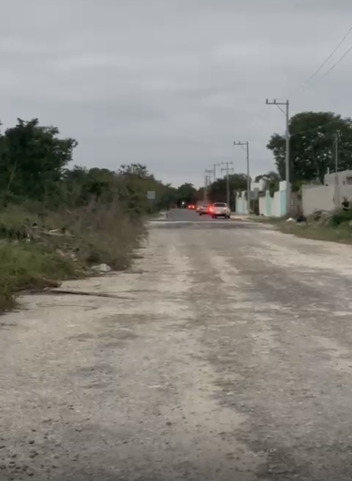 4 de 9: La calle que va a hacia la quinta San Antonio Hool