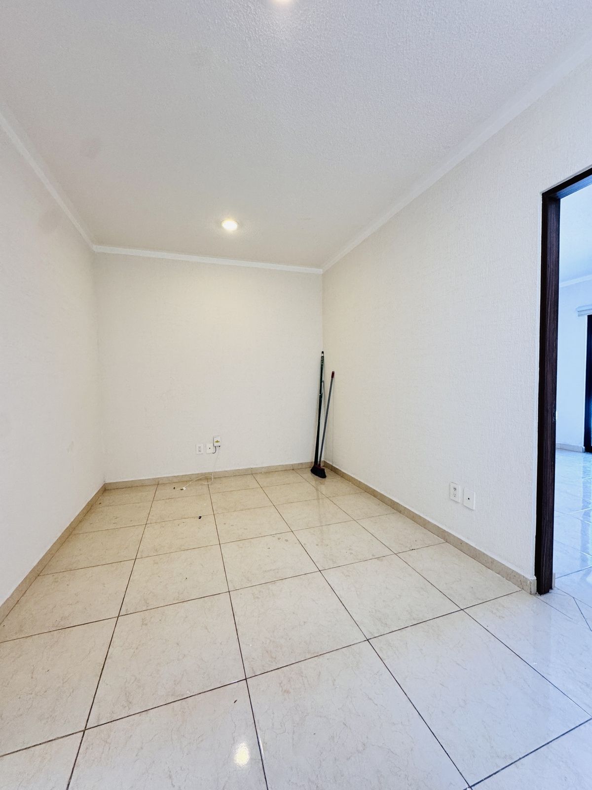 11 de 22: Estudio 2do piso