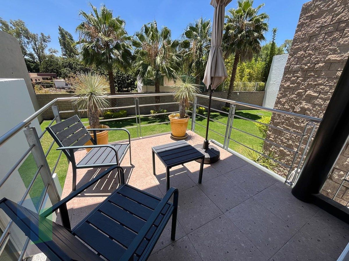 18 de 27: TERRAZA