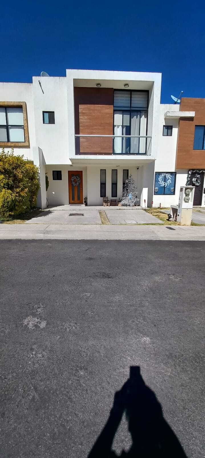 9 de 28