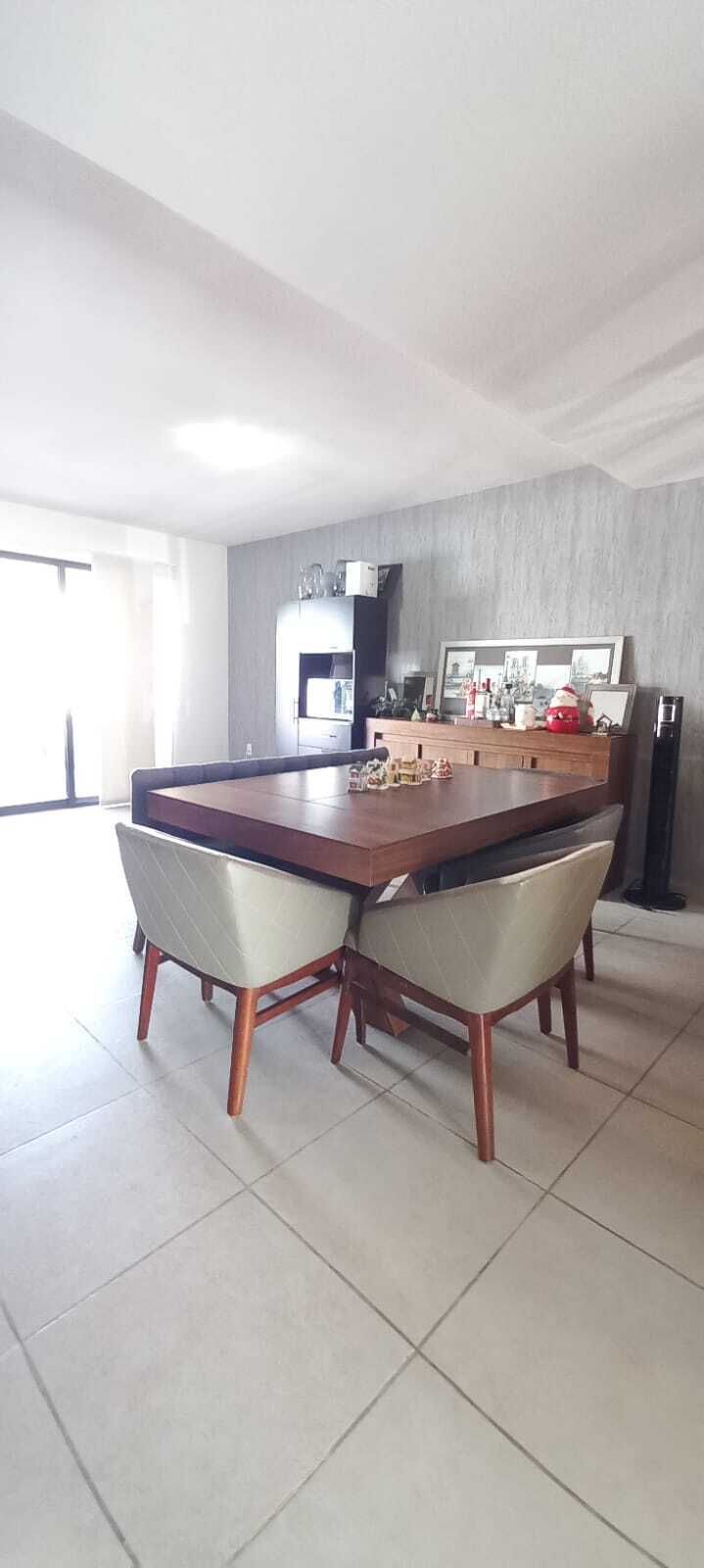 13 de 28