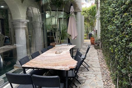 House for sale in Royal Country