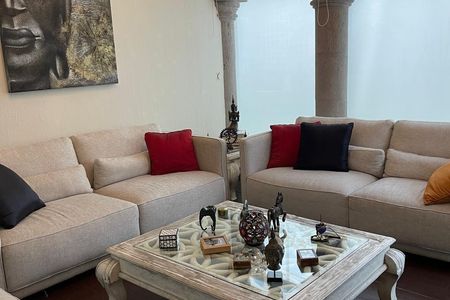House for sale in Royal Country