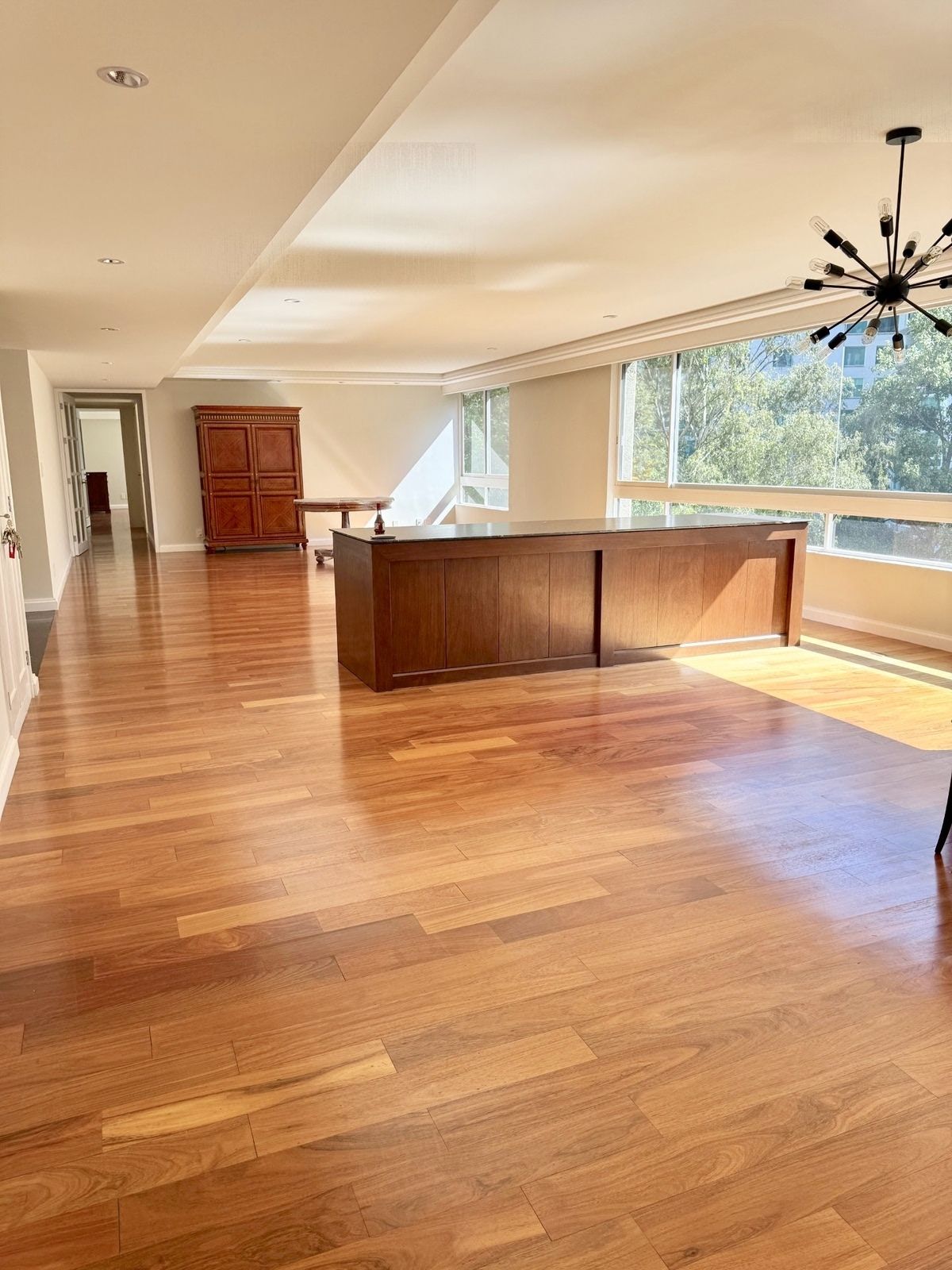 Venta Magnífico Departamento Totalmente Remodelado, Bosque de Cidros