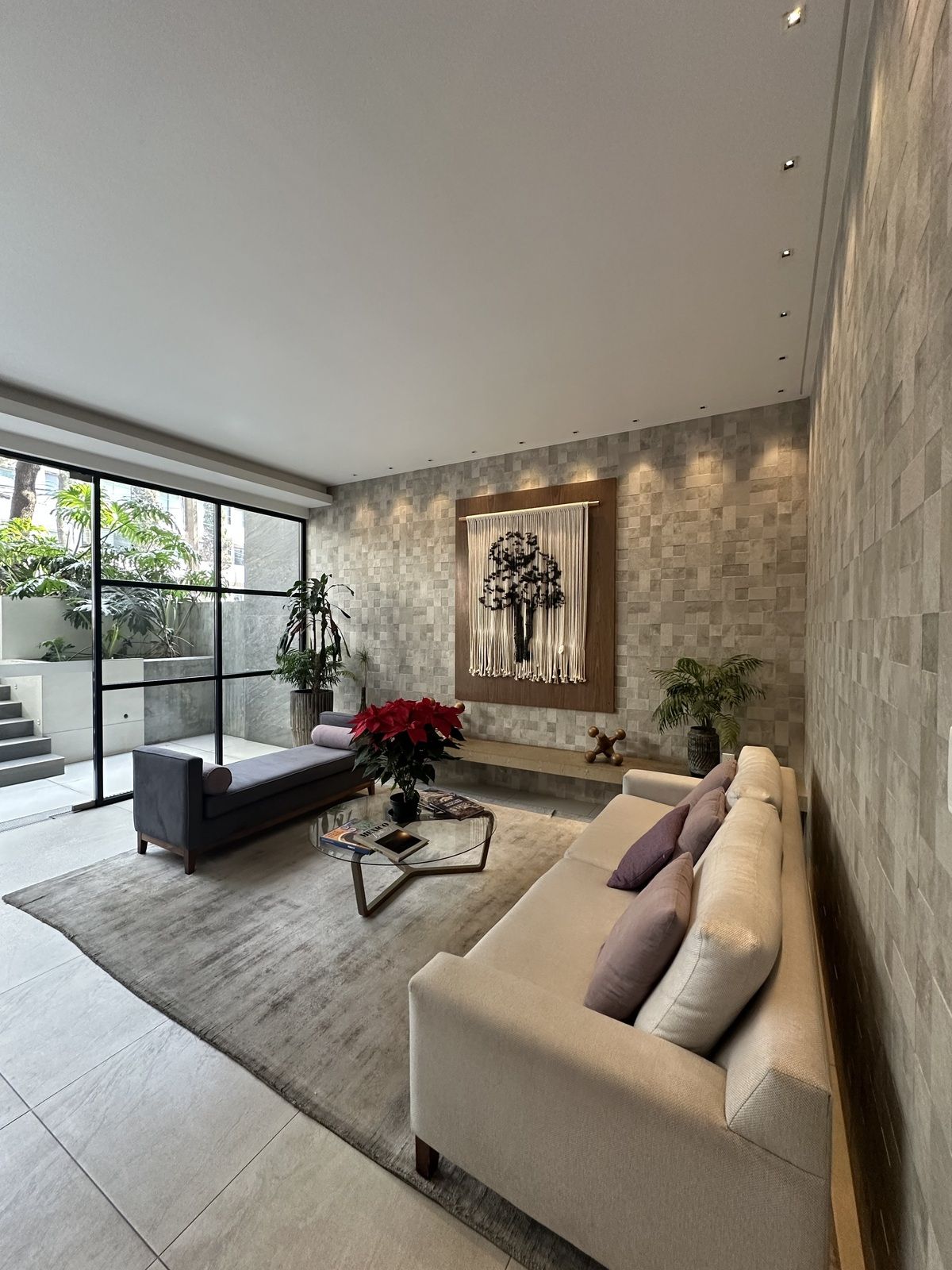 1 de 27: Lobby