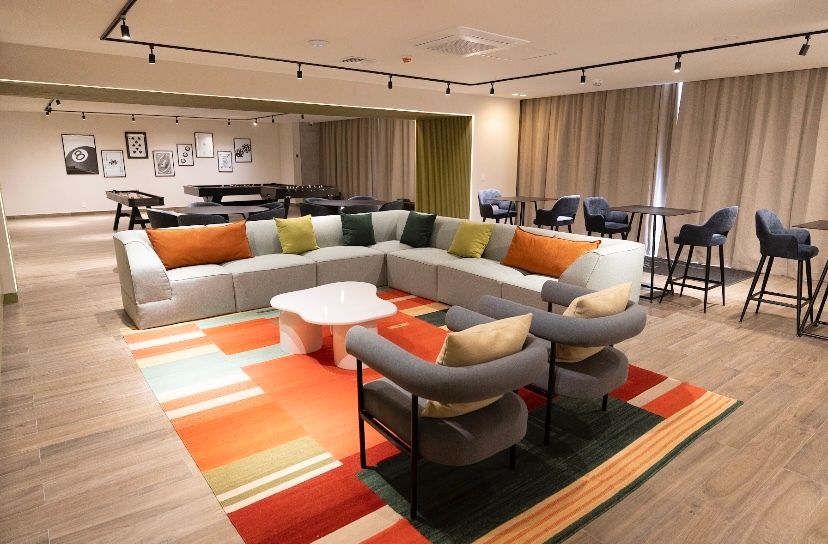 21 de 21: Social lounge