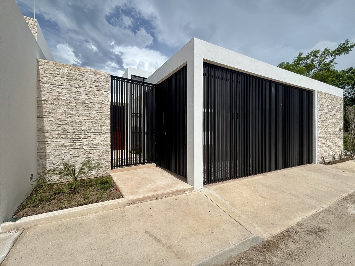 2 de 27: FACHADA