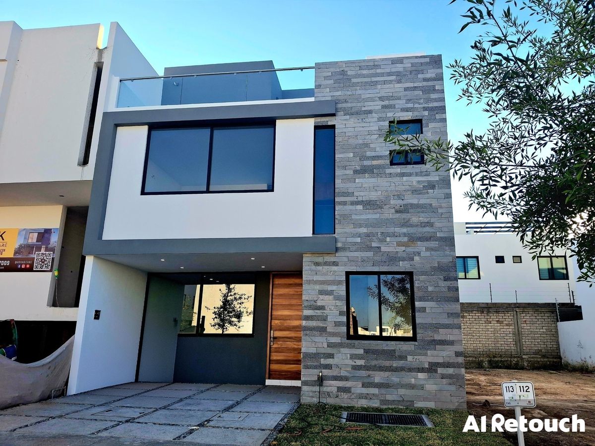 ESPECTACULAR CASA EN VENTA EN SOLARES 5 HABITACIONES. - foto 1