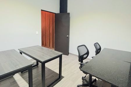Oficina en Renta, Ocampo Business Center,  Av. Alfonso Reyes.-$12,000 MXN