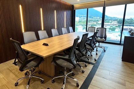 Oficina en Renta, Ocampo Business Center,  Av. Alfonso Reyes.-$12,000 MXN