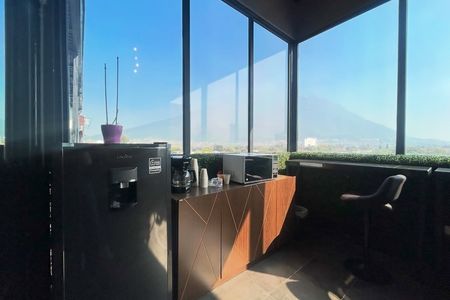 Oficina en Renta, Ocampo Business Center,  Av. Alfonso Reyes.-$12,000 MXN