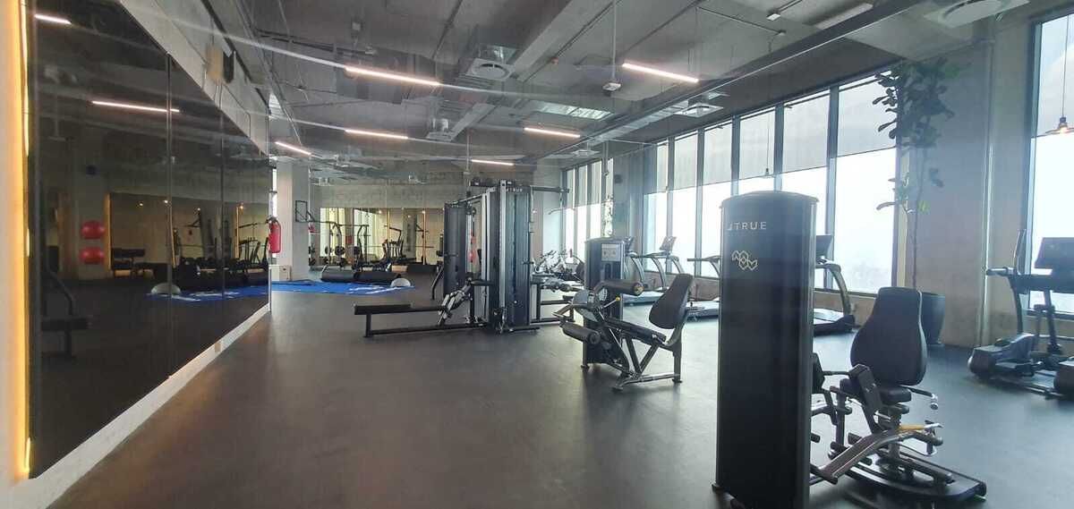 24 de 29: Gimnasio equipado