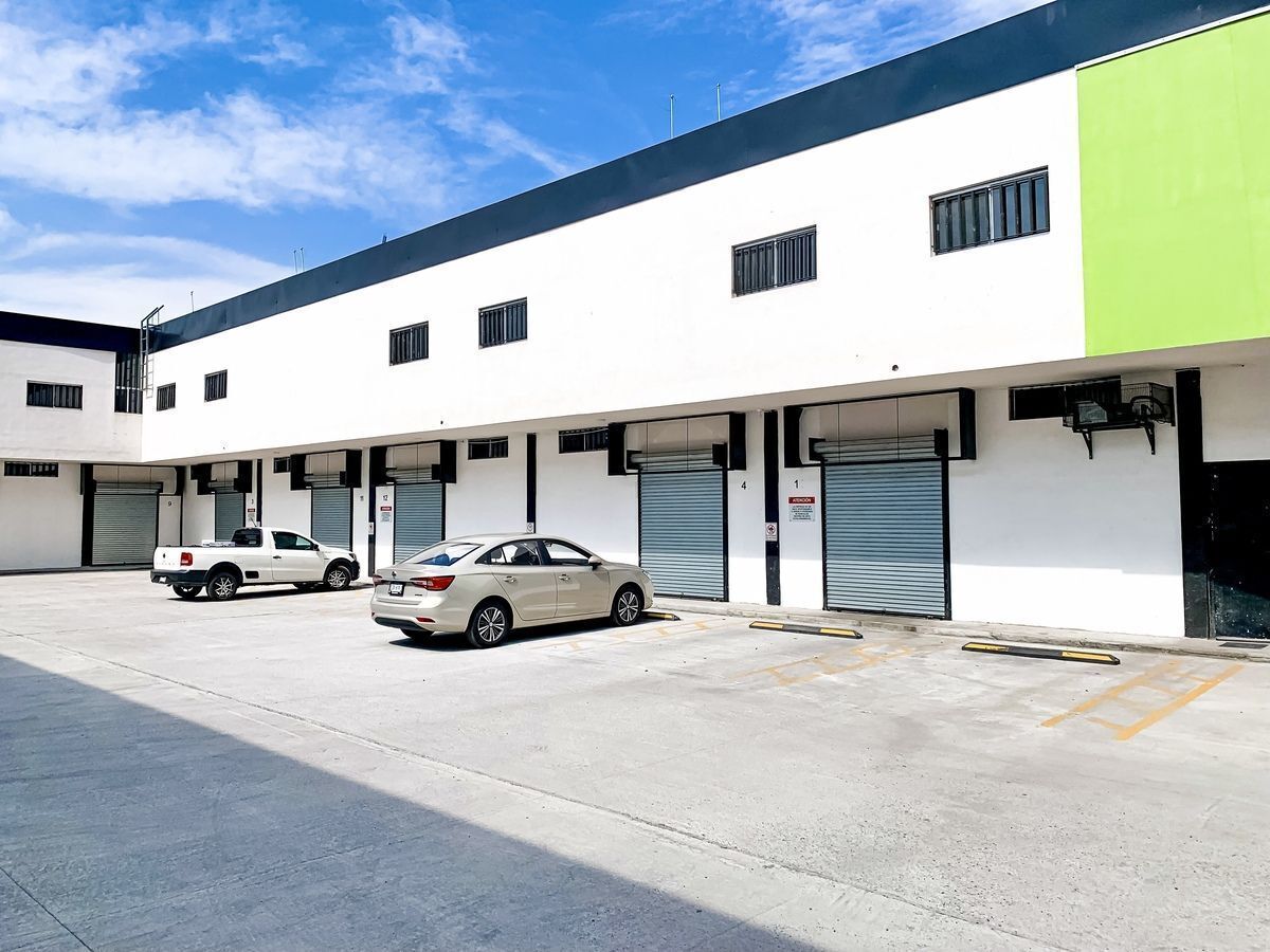 Rent commercial warehouse in downtown Monterrey., photo 1 of 15