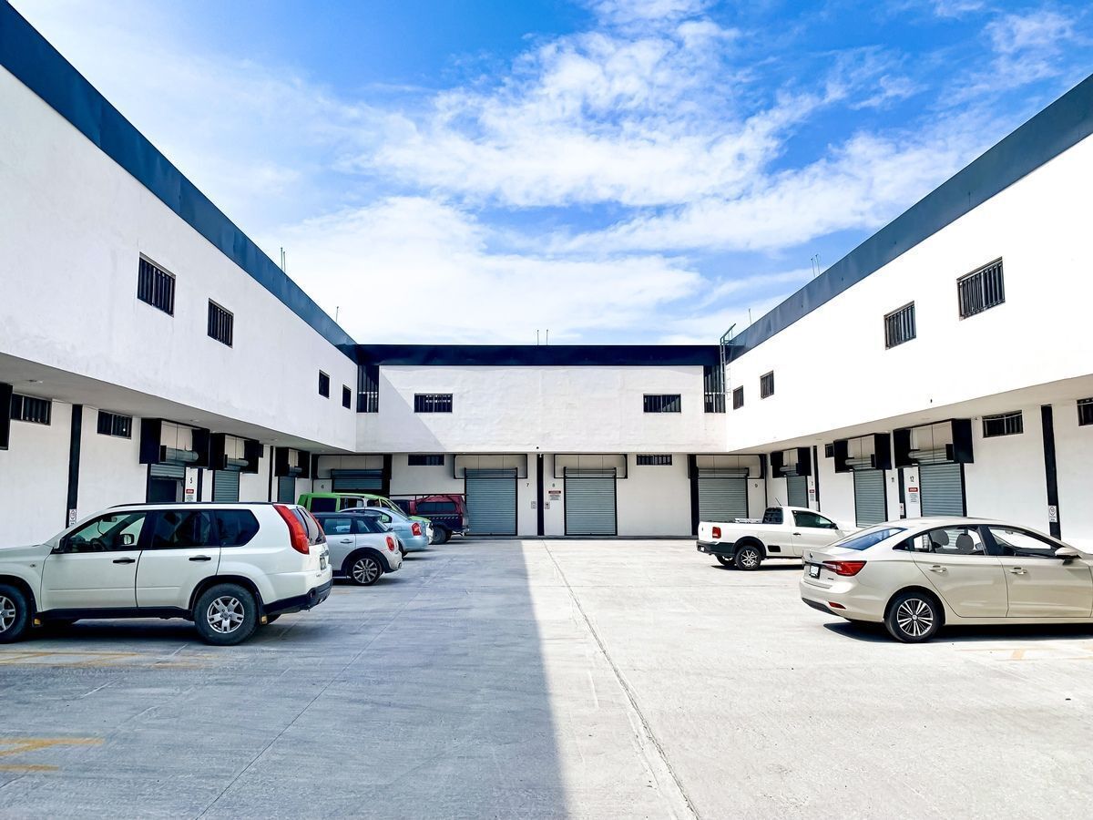 Commercial Storage Unit in Centro, Monterrey, photo 2 of 15