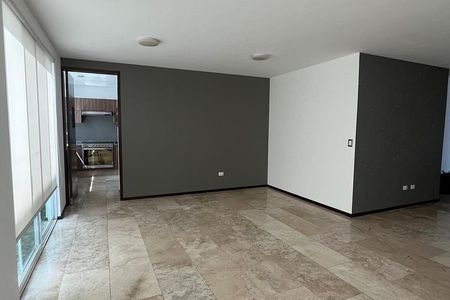 SE VENDE CASA EN LOMAS DE ANGELOPOLIS II, PARQUE VICTORIA