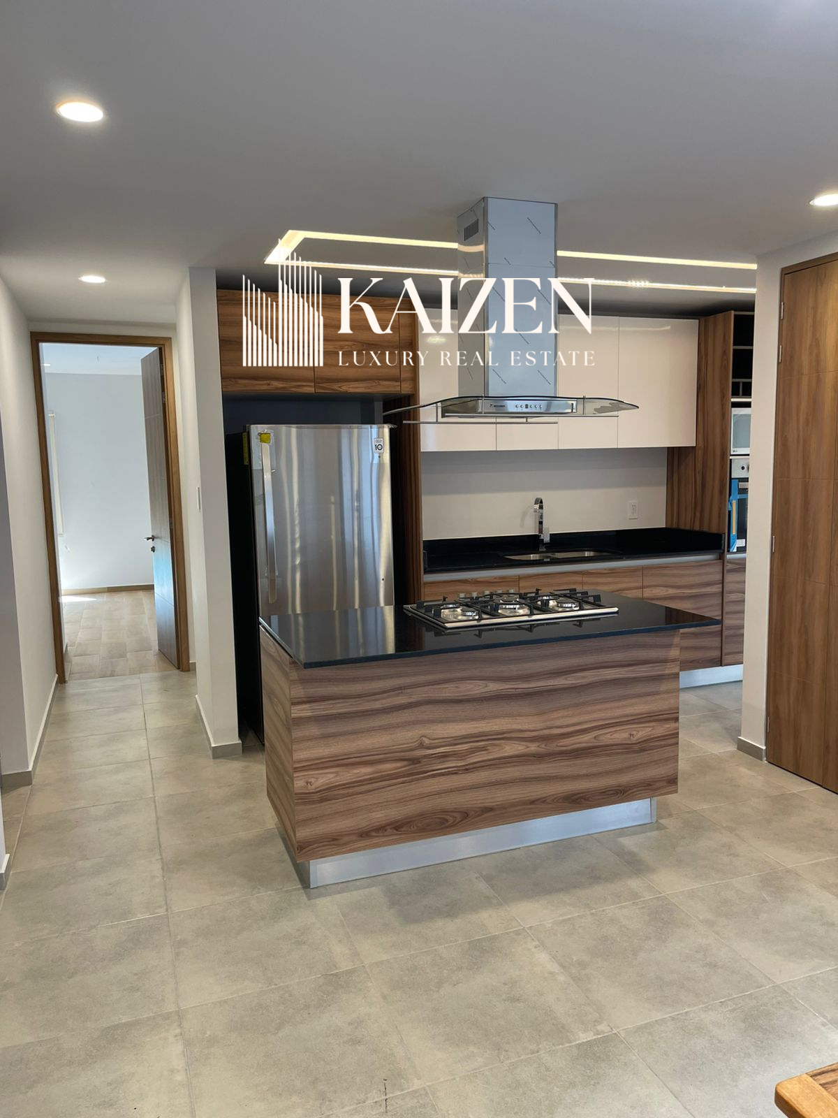 APARTAMENTO MOBILIADO PARA ALUGUEL, COL. MONRAZ, foto 1 de 27