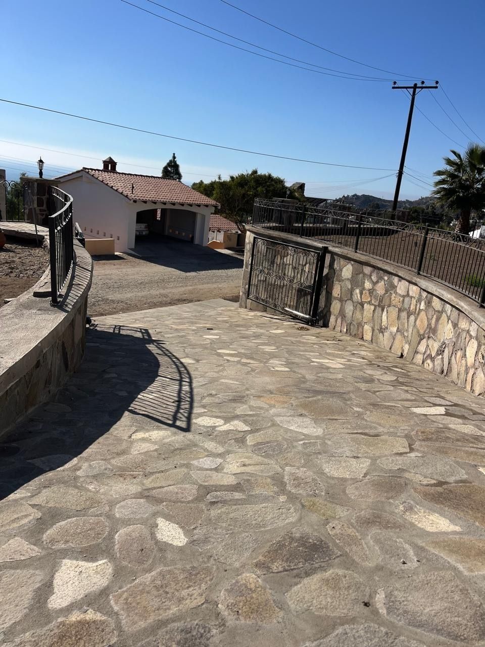 17 de 18: Entrada de la cochera