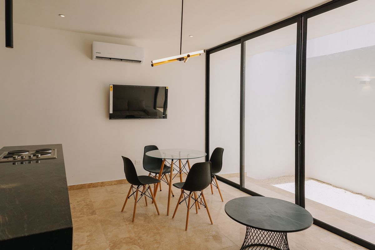 2 de 14: SALA COMEDOR