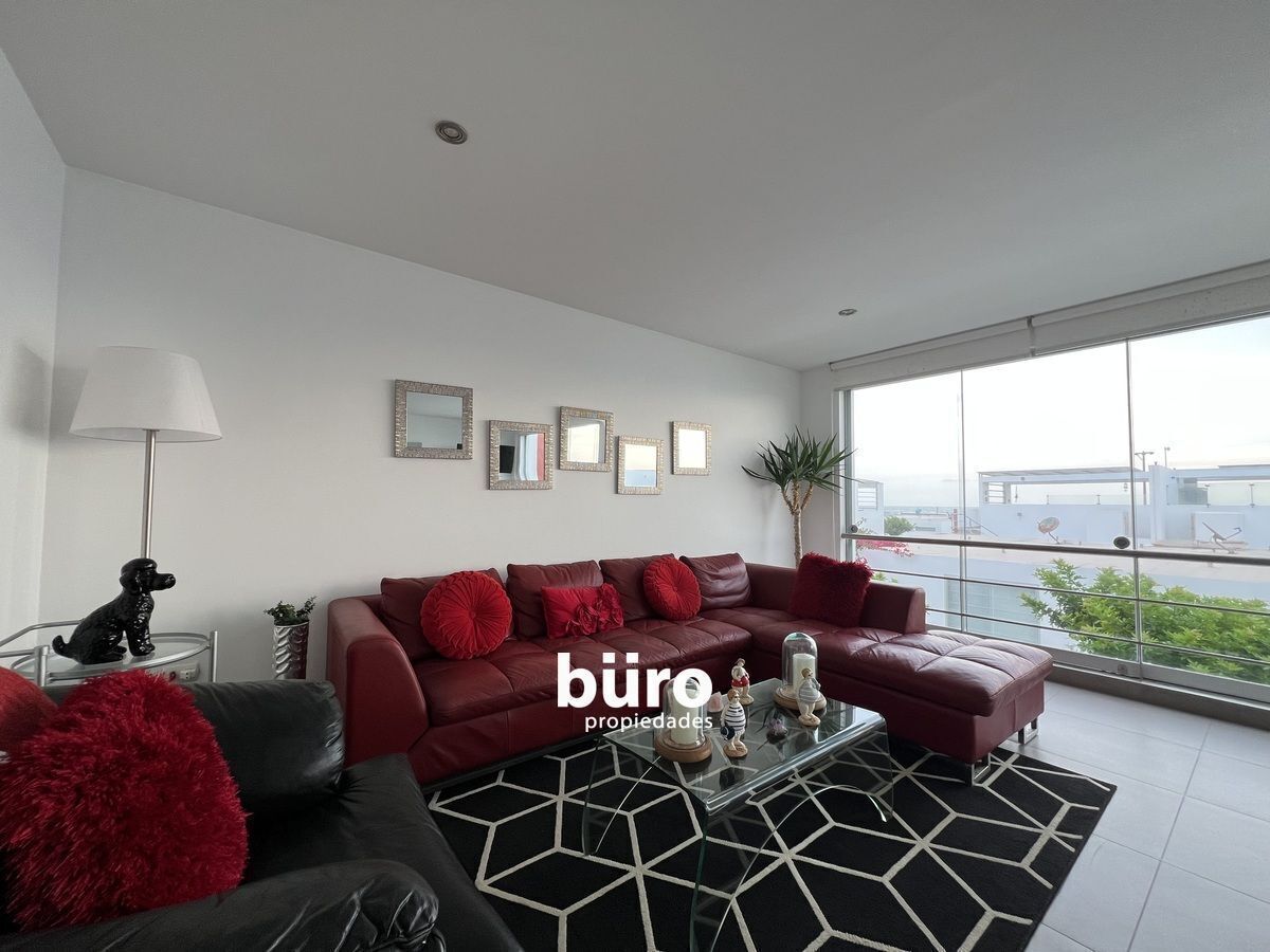 6 de 25: La sala con la vista linda