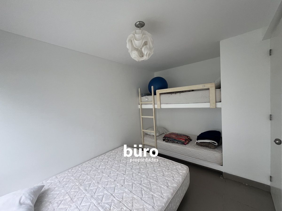 11 de 25: Secundo  dormitorio