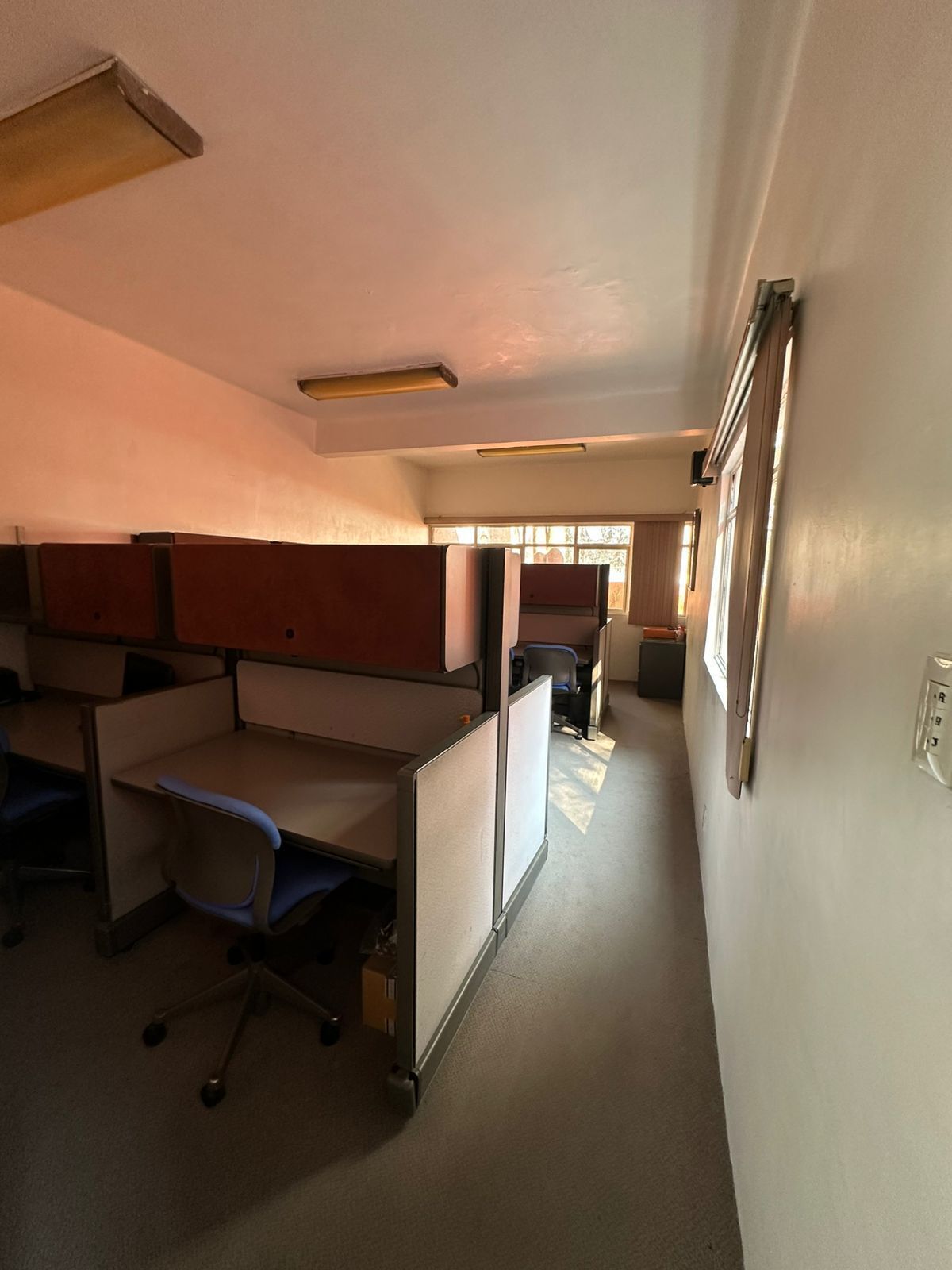 20 of 22: Estaciones de trabajo 4.